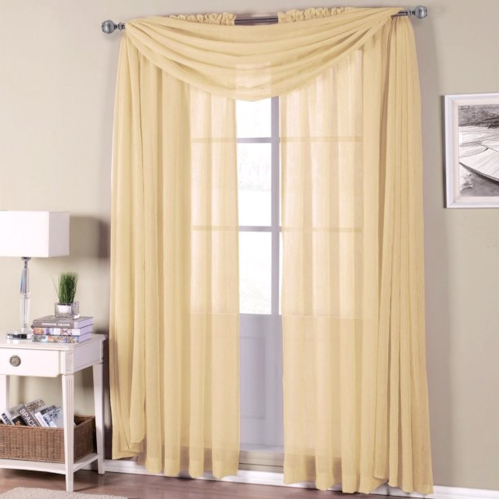 American Living scarf and panel curtain set
